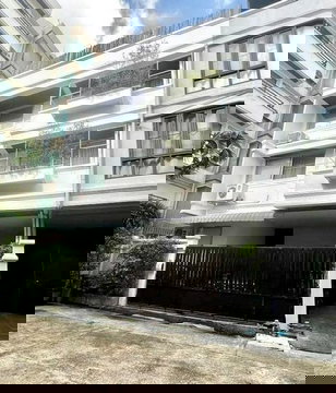 HR3350ขายทาวน์เฮ้าส์ 4 ชั้น สุขุมวิท 71 (ปรีดี 14) บ้านสวยปรับปรุงใหม่  ใกล้ BTS พระโขนง