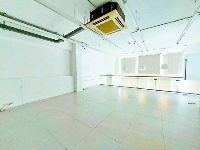 รูป Stand Alone คิงเพาเวอร์ มหานคร BTSช่องนนทรี 700 ม. ทำเลนราธิวาส ใจกลางสาทร ให้เช่าอาคารพาณิชย์ 7 ชั้น 1,285 ตร.ม. 78 ตร.วา. - รูปที่ 5/8