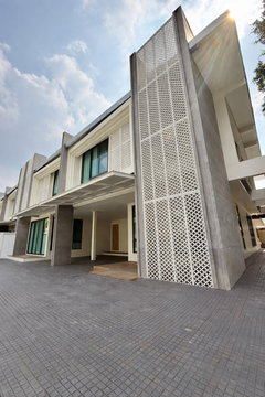 Luxury Double Townhouse for Rent at Klang Ni Was Sukhumvit 49 | Spacious Premium Living in Prime Sukhumvit Location