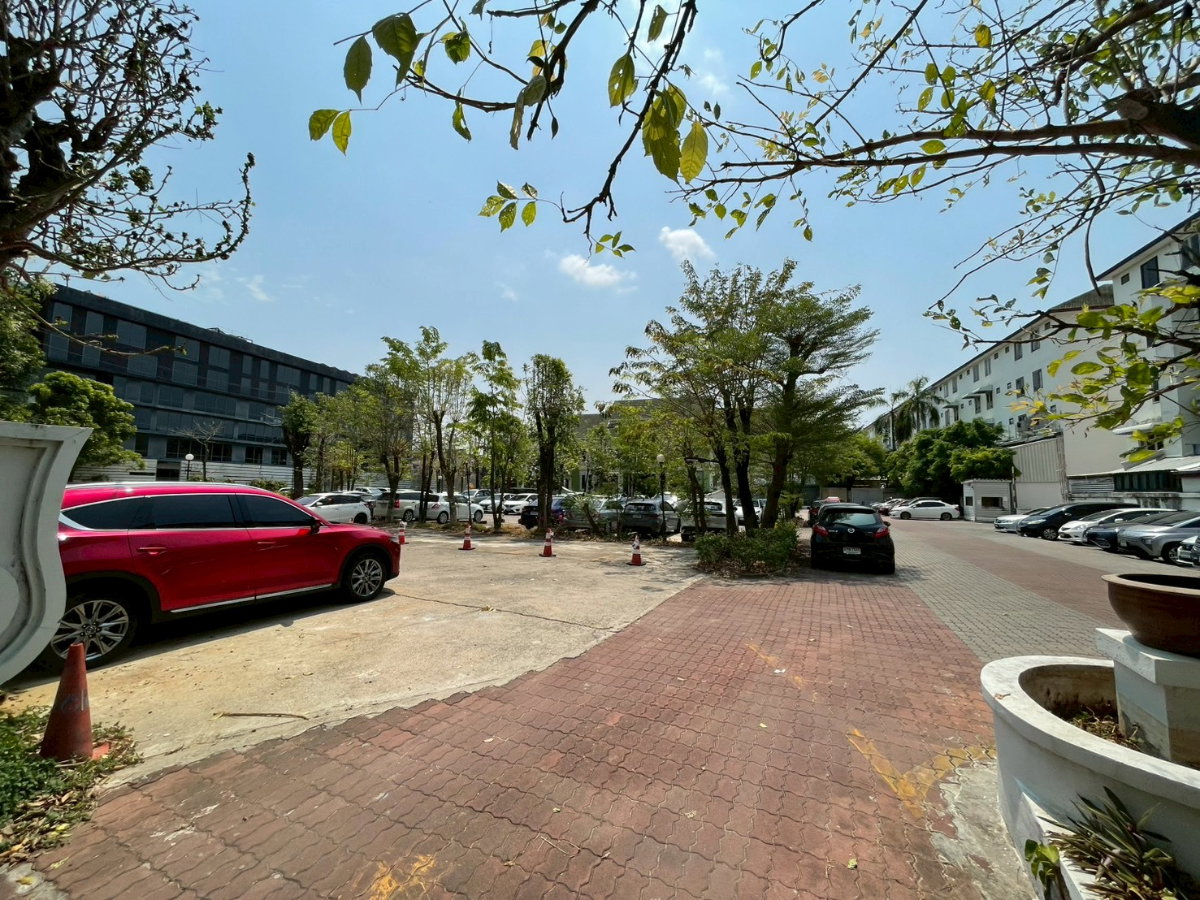 รูป ให้เช่าอาคารพาณิชย์ 2 คูหา ตึกมุม ริมถนนพัฒนาการ ใกล้ซอยพัฒนาการ 30 (ซอยหมู่บ้านปัญญา) - รูปที่ 3/20