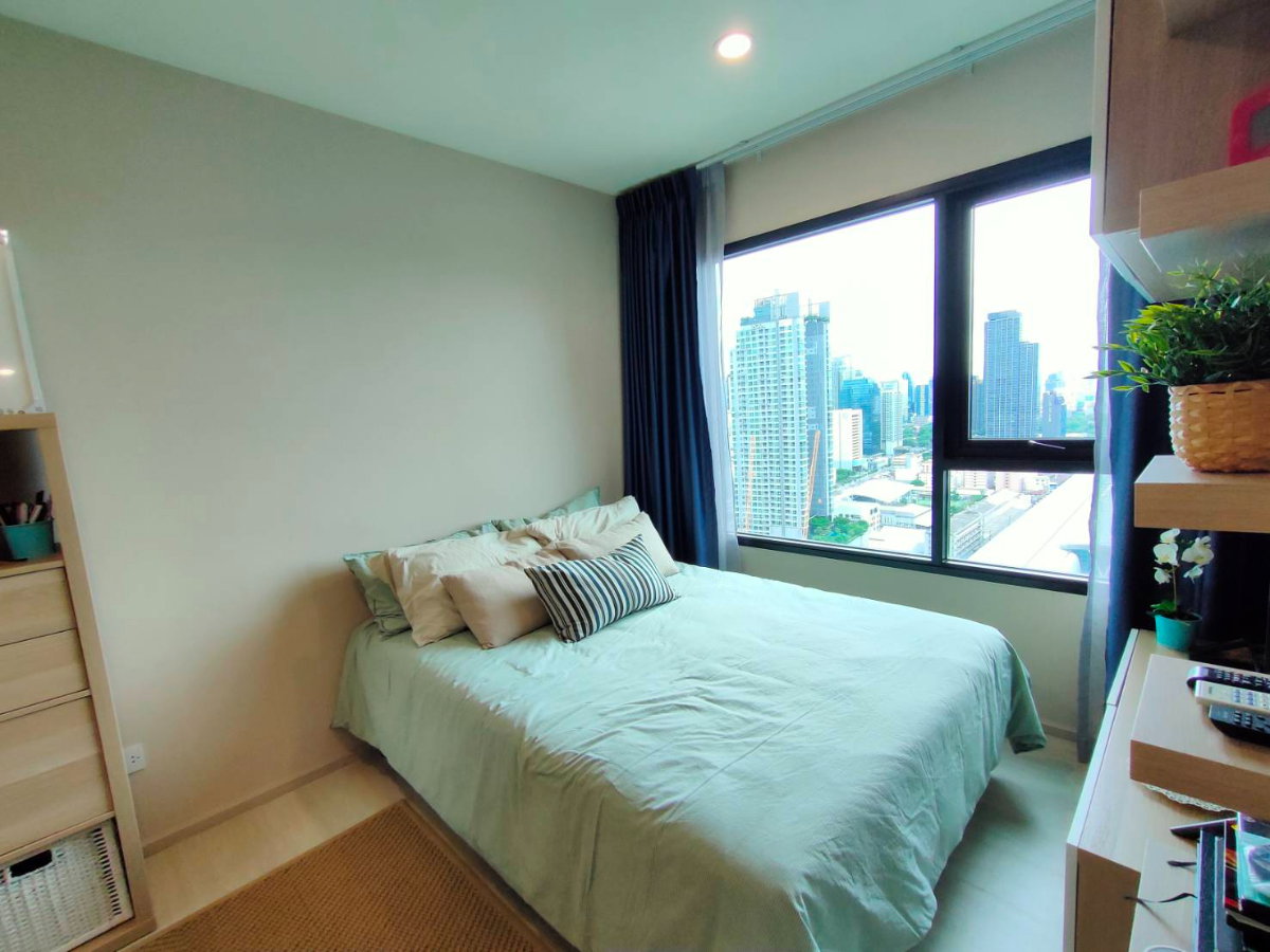 รูป Just available Life Asoke Condo FOr rent High Floor nice view - รูปที่ 10/14