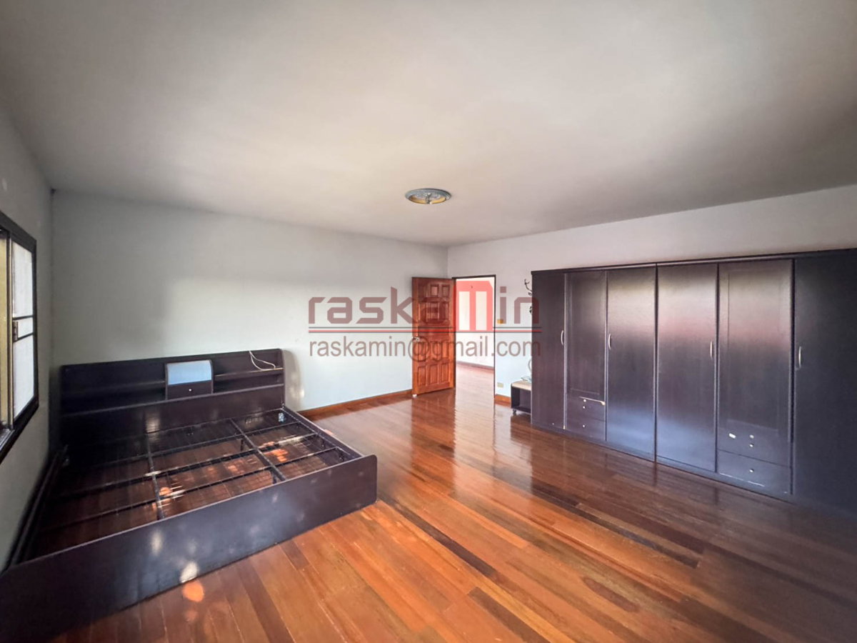 รูป บ้าน 2 ชั้น ขายที่ซอยสยามคันทรีคลับ – 5 ห้องนอน ราคาดีเพียง 6.5 ล้านบาท - รูปที่ 25/35