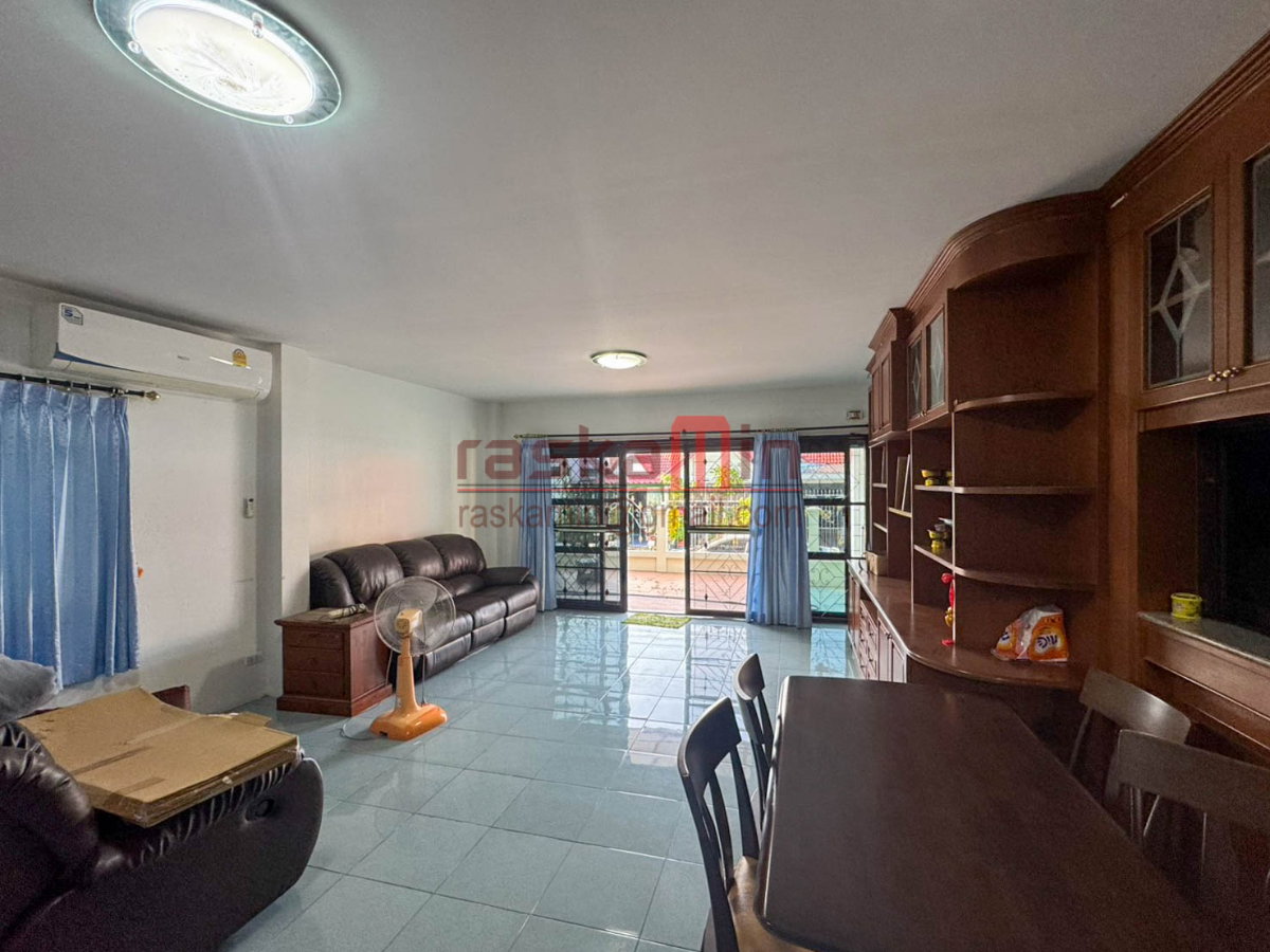 รูป บ้าน 2 ชั้น ขายที่ซอยสยามคันทรีคลับ – 5 ห้องนอน ราคาดีเพียง 6.5 ล้านบาท - รูปที่ 8/35