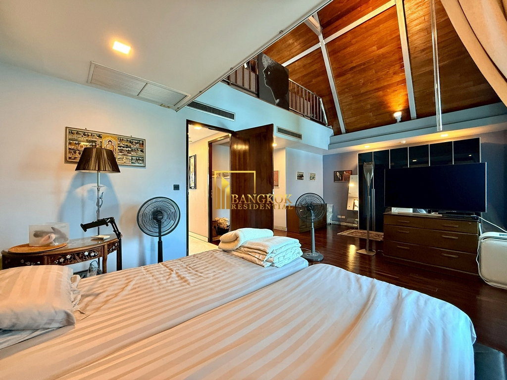 รูป Baan Saraan | Stylish 3 Bedroom Duplex Condo in Phrom Phong - BR4175CD - รูปที่ 34/49