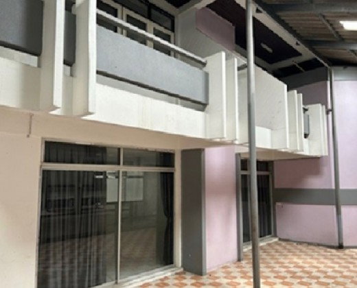 รูป ให้เช่าโกดัง โรงงาน พร้อมสำนักงาน พร้อมบ้านพัก / ซอยพัฒนาการ 76 พื้นที่ใช้สอย 1000 ตารางเมตร / รถใหญ่เข้าออกได้ จอดหน้าโกดัง - รูปที่ 5/14