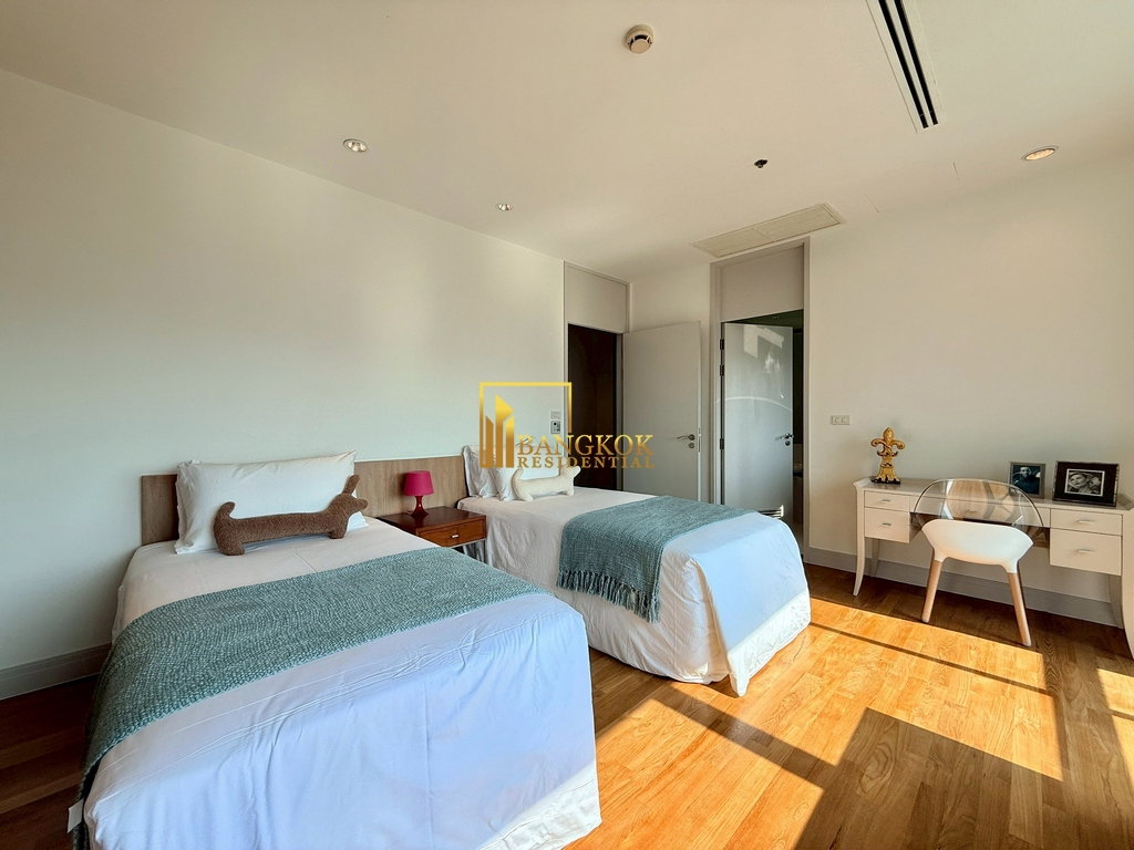 รูป Gorgeous 3 Bedroom Luxury Apartment For Rent in Phloenchit - BR21412AP - รูปที่ 22/42