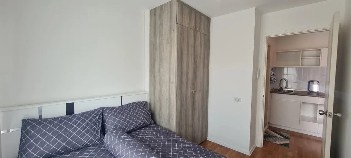 รูป ให้เช่าคอนโด ลุมพินี เพลส บางนา กม.3 ห้องสวย พร้อมเครื่องใช้ไฟฟ้าเฟอร์นิเจอร์ - รูปที่ 2/9