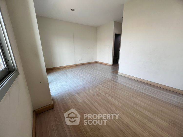 picture 3-BR Townhouse in Thung Khru (ID 2760819) - 11/11