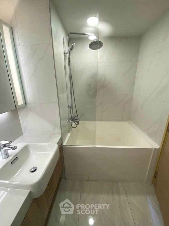 รูป คอนโด 1-ห้องนอน ที่ วาลเด้น อโศก ใกล้ MRT สุขุมวิท (ID 2348998) - รูปที่ 9/22