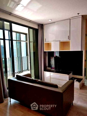 Condos for sale : 2-BR Condo at Ideo Mobi Rama 9 near MRT Phra Ram 9 (ID 2414390)