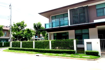 Houses for rent Bangkok : A Plush 244 SqM House in Bangkok - Only ฿60,000/Month! 1394042