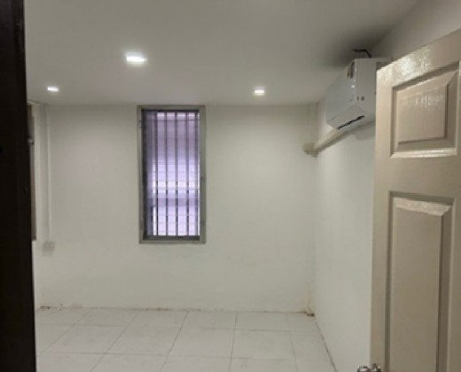 รูป ให้เช่าโกดัง โรงงาน พร้อมสำนักงาน พร้อมบ้านพัก / ซอยพัฒนาการ 76 พื้นที่ใช้สอย 1000 ตารางเมตร / รถใหญ่เข้าออกได้ จอดหน้าโกดัง - รูปที่ 7/14