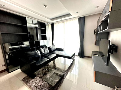 Condos for rent : est Price 🔥 Supalai Oriental Sukhumvit 39, high-floor room with city view, central location, convenient transport | Code DS2224 Line: @Dstay