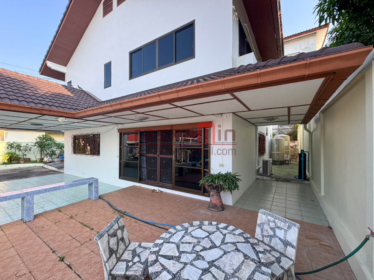 รูป บ้าน 2 ชั้น ขายที่ซอยสยามคันทรีคลับ – 5 ห้องนอน ราคาดีเพียง 6.5 ล้านบาท - รูปที่ 6/35