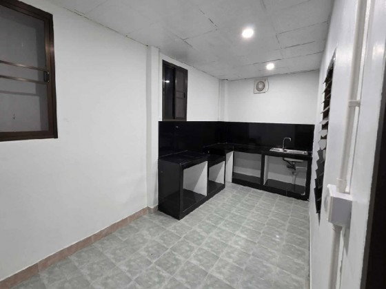 รูป  ให้เช่าบ้านเดี่ยว 2 ชั้น ย่านลาดพร้าว หมู่บ้าน ระเบียงทอง 4 ซอยนาคนิวาส 44 / ใกล้ทางด่วน ใกล้รถไฟฟ้า สถานีโชคชัย 4 /อยู่อาศ้ย หรือ Home Office  - รูปที่ 7/12