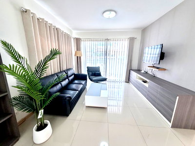 บ้านเดี่ยว ศรีราชา ชลบุรี : Luxury House nice&clean บ้านหรู สวย สะอาด ตกแต่งพร้อมเข้าอยู่ โครงการหรูคาซ่าวิลล์ศรีราชาใกล้ห้างJ-Parkศรีราชา ชลบุรี