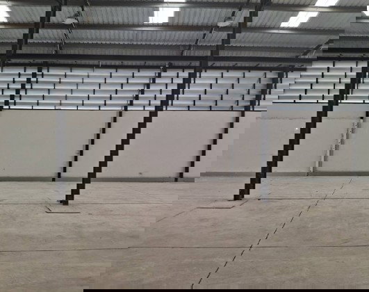 รูป ให้เช่าโกดังพร้อมสำนักงาน ติดถนนใหญ่ / พื้นที่ 800 ตารางเมตร / มีเครนยกของ ขนาด 3 ตัน / ทำเล คลอง 11 ลำลูกกา / รถเทรลเลอร์ เข้าออก สะดวก - รูปที่ 10/12