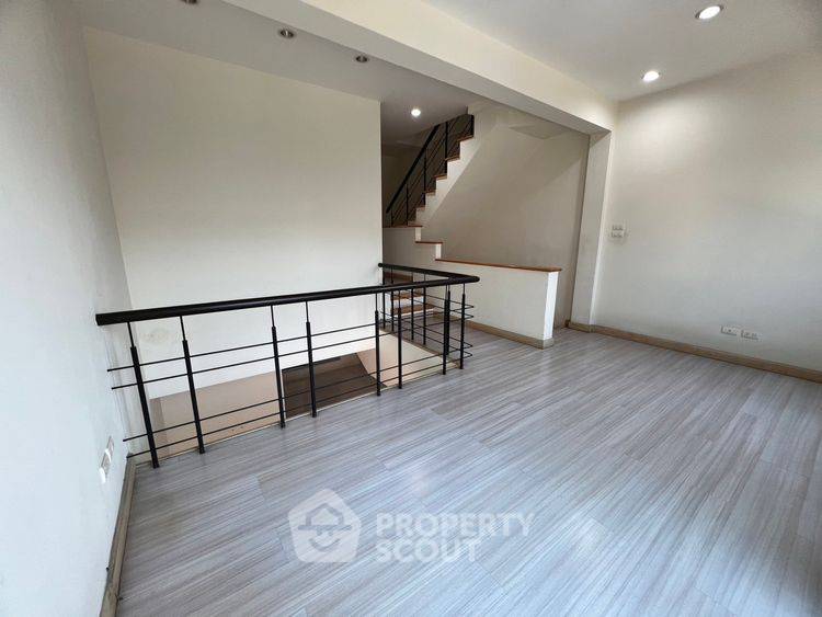 picture 3-BR Townhouse in Thung Khru (ID 2760819) - 7/11