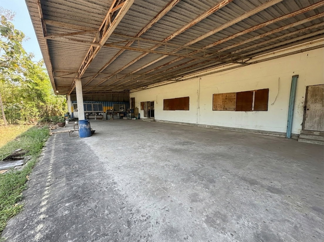 รูป [ขายด่วน!] ที่ดินผืนใหญ่ 19 ไร่เศษ พร้อมกิจการอู่รถเมล์และหอพัก 40 ห้อง ทำเลทองคลองหก-คลองหลวง เชื่อมต่อวงแหวนกาญจนาฯ - รูปที่ 5/12