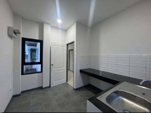 รูป ขาย บ้านเดี่ยวโมเดิร์น ใกล้เซ็นทรัลเฟสเชียงใหม่ ตลาดขวัญ ท่ารั้ว ต.สันปูเลย อ.ดอยสะเก็ด เชียงใหม่ - รูปที่ 7/8