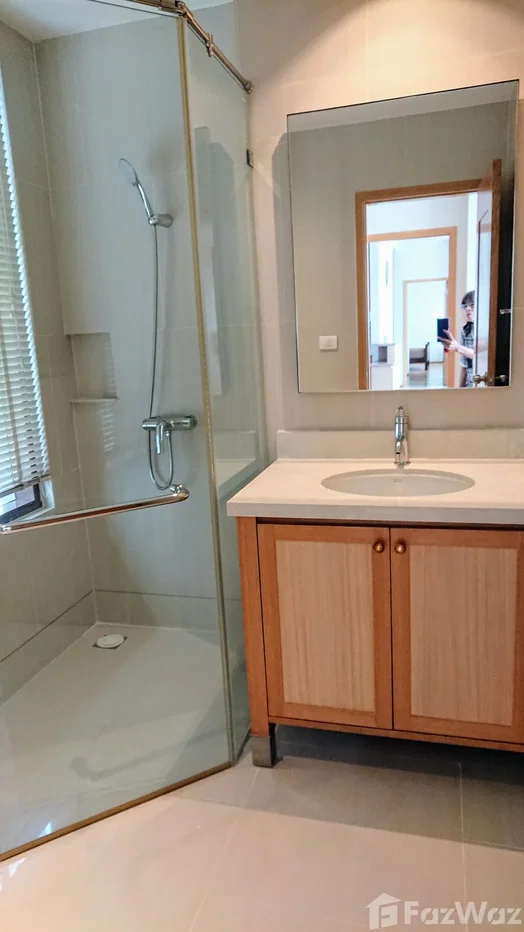 รูป คอนโดให้เช่า 2 ห้องนอน ในโครงการ ดิ เอ็มโพริโอ เพลส 6135306 - รูปที่ 10/29