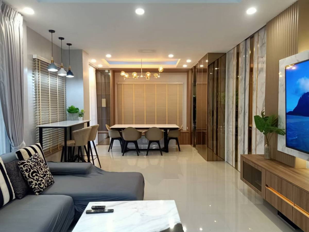 รูป 🏡✨ บ้านเดี่ยว 2 ชั้น ทำเลรัตนาธิเบศร์ หลังมุม ทิศใต้ อยู่สบาย พร้อมอยู่ ✨ - รูปที่ 2/11