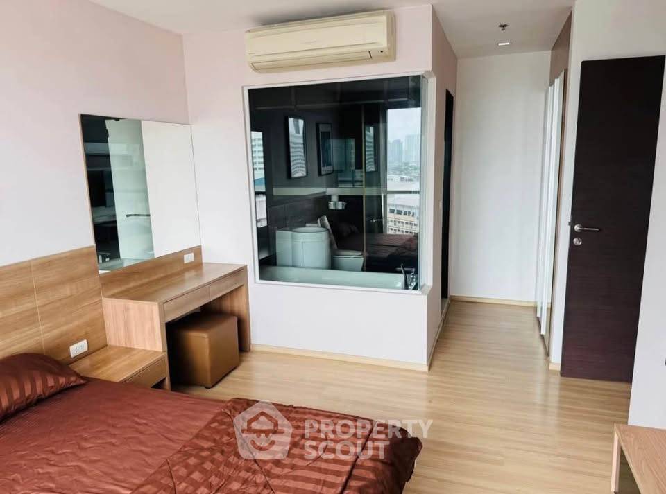 รูป คอนโด 2-ห้องนอน ที่ ริธึ่ม สาทร ใกล้ BTS สะพานตากสิน (ID 2193989) - รูปที่ 2/13