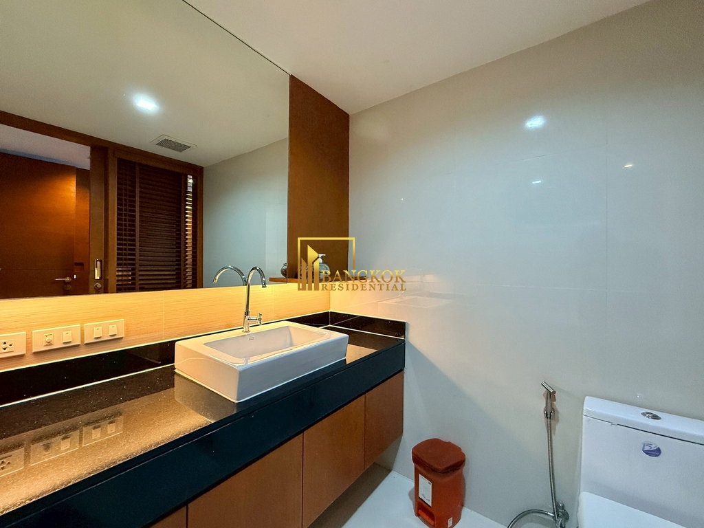 รูป The Rajdamri | Beautiful 2 Bed Duplex Condo in Desirable Area - BR61084CD - รูปที่ 21/32