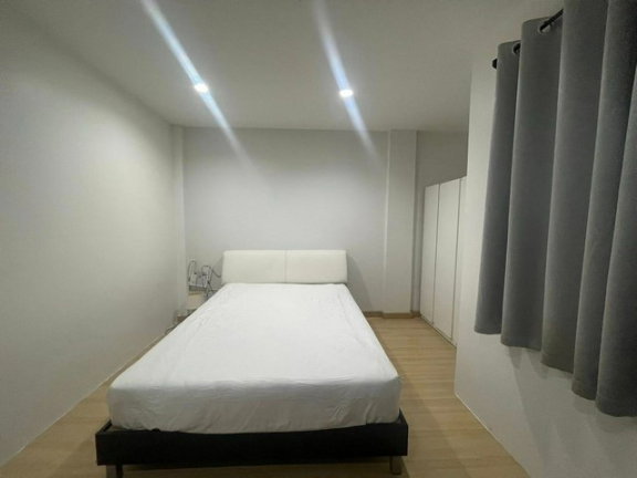 รูป HR3347เช่าอาคาร 3 ชั้น แปลงมุมเนื้อที่กว้าง 46 ตร.ว.หมู่บ้านอารียา บริดจ์ บางนา - รูปที่ 7/8