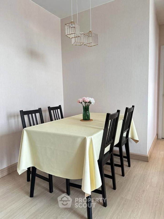 picture 2-BR Condo at The Tree Interchange near MRT Bang Pho (ID 2762020) - 4/9