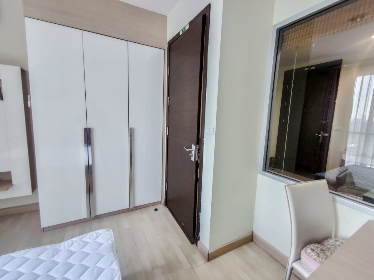 รูป Rhythm รัชดา ติด MRT ห้องใหญ่ วิวไม่บล็อก ราคาดีมาก เดินทางสะดวก - รูปที่ 10/10