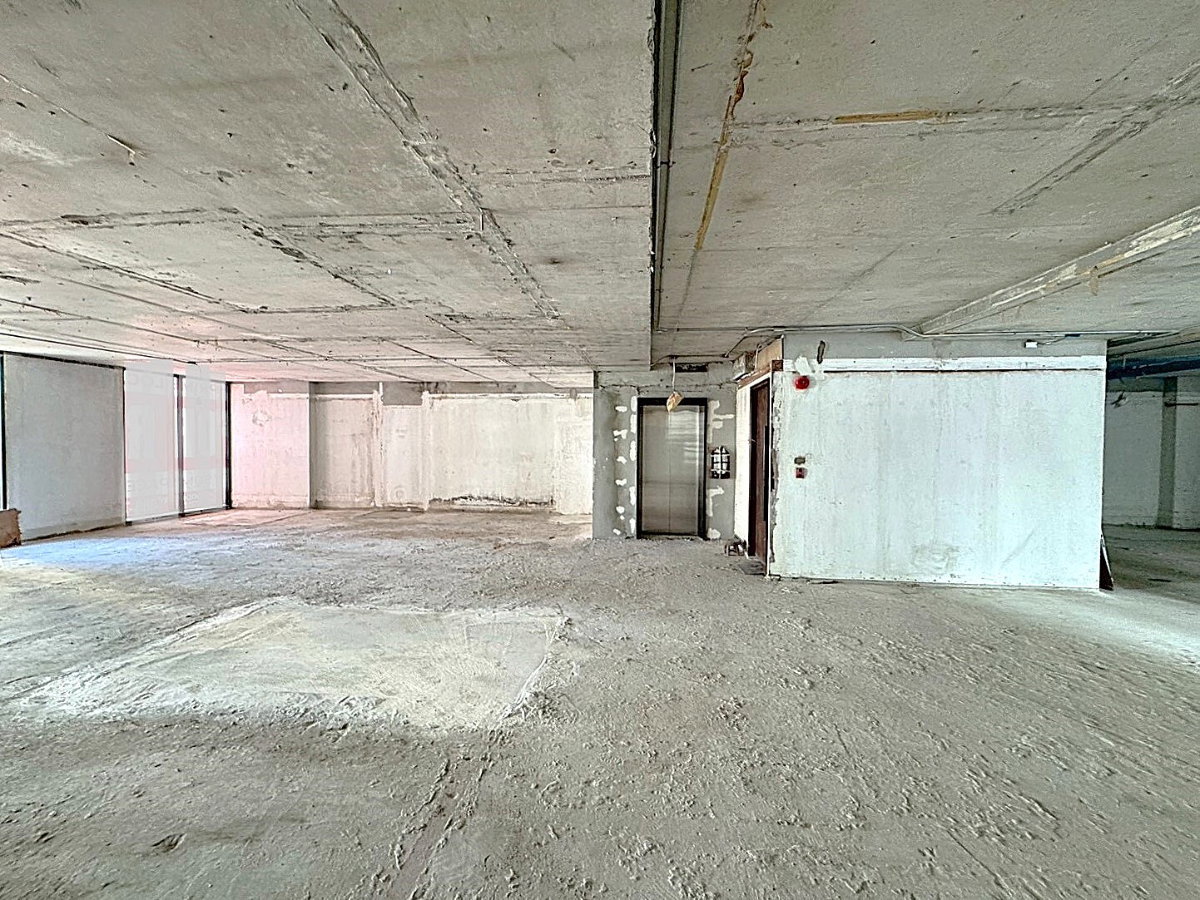 รูป พื้นที่ให้เช่า เพลินจิต เหมาะทำธุรกิจทุกประเภท ** NO CO-AGENT ** - รูปที่ 4/8