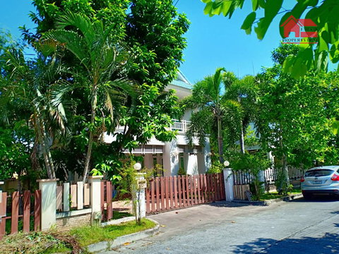 ให้เช่าบ้านเดี่ยว 2ชั้นเนื้อที่ 72ตร.ว 4ห้องนอน 4ห้องน้ำ เฟอร์ครบ (โครงการติดชายหาด)ถนนสุขุมวิท-บางแสน ใกล้ตลาดหนองมน ราคาเช่า 40,000 บ/ด