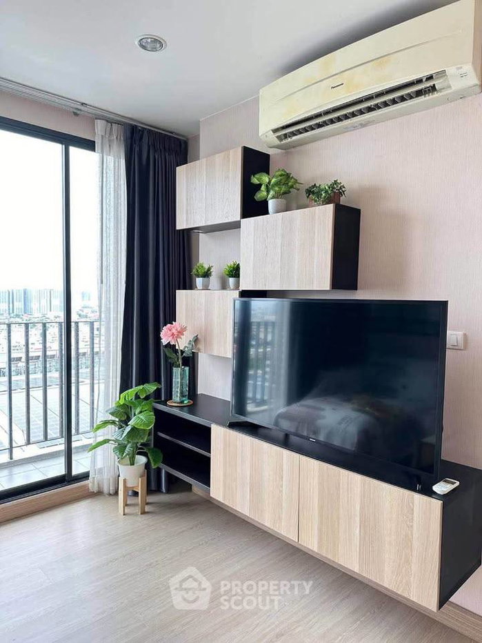 picture 2-BR Condo at The Tree Interchange near MRT Bang Pho (ID 2762022) - 7/11