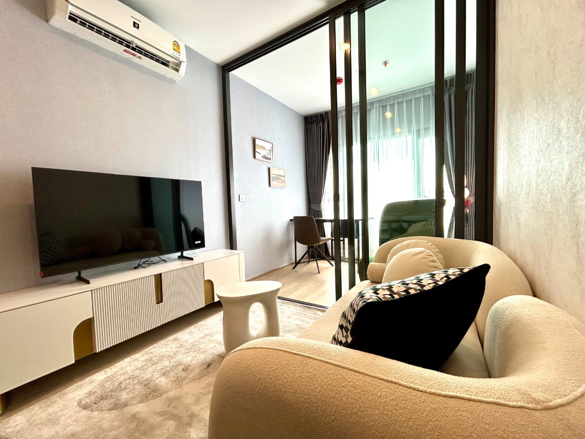 รูป คอนโดให้เช่าที่ ✨Life Rama4 - Asoke ✨ พร้อมอยู่ ทำเลเยี่ยมย่านพระราม 4 เดินทางสะดวก ใกล้สถานี MRT ศูนย์สิริกิติ์ 🚆 - รูปที่ 2/11