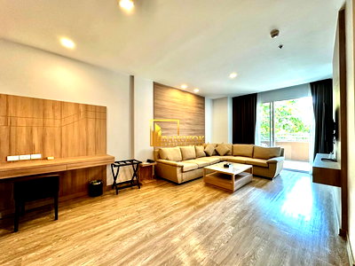 Apartment building for rent DONKI Mall Thonglor   : Stunning 2 Bedroom Duplex Serviced Apartment in Phrom Phong - BR30045SA