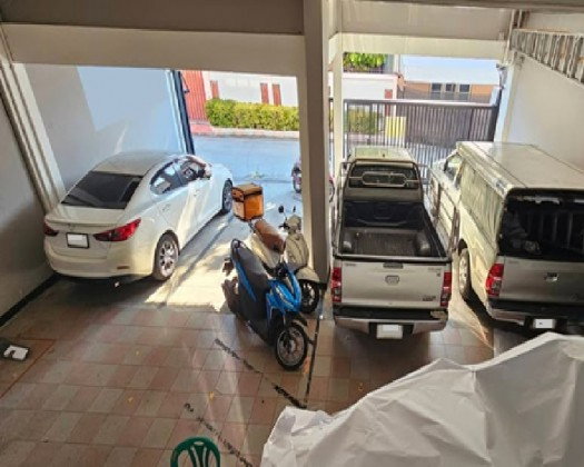 รูป ให้เช่าทาวน์โฮม / โฮมออฟฟิศ 3 ชั้น ทำเล บางนา ตราด 21 / ใกล้ Central บางนา / เหมาะเป็น Office จดบริษัทได้ - รูปที่ 3/12