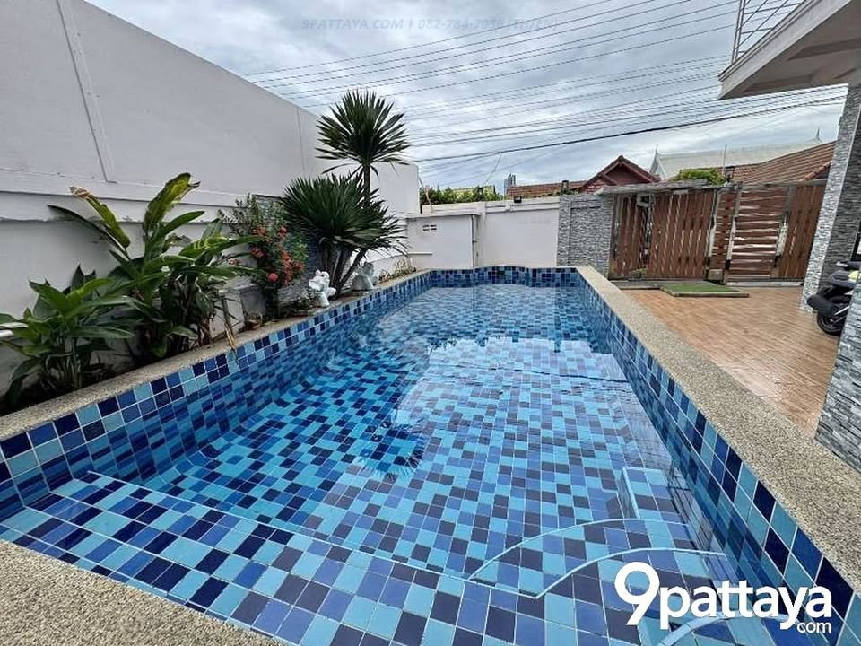 รูป ขาย | บ้านเดี่ยว 2 ชั้น 5 ห้องนอน Suksabai พัทยา บ้านใหญ่ ทำเลดี  - รูปที่ 1/6