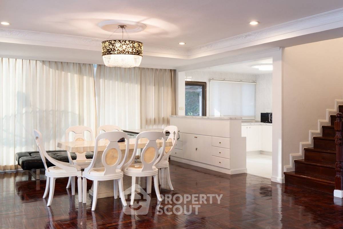 รูป คอนโด 3-ห้องนอน ที่ ศุภาลัย เพลส สุขุมวิท 39 ใกล้ BTS พร้อมพงษ์ (ID 828965) - รูปที่ 17/18