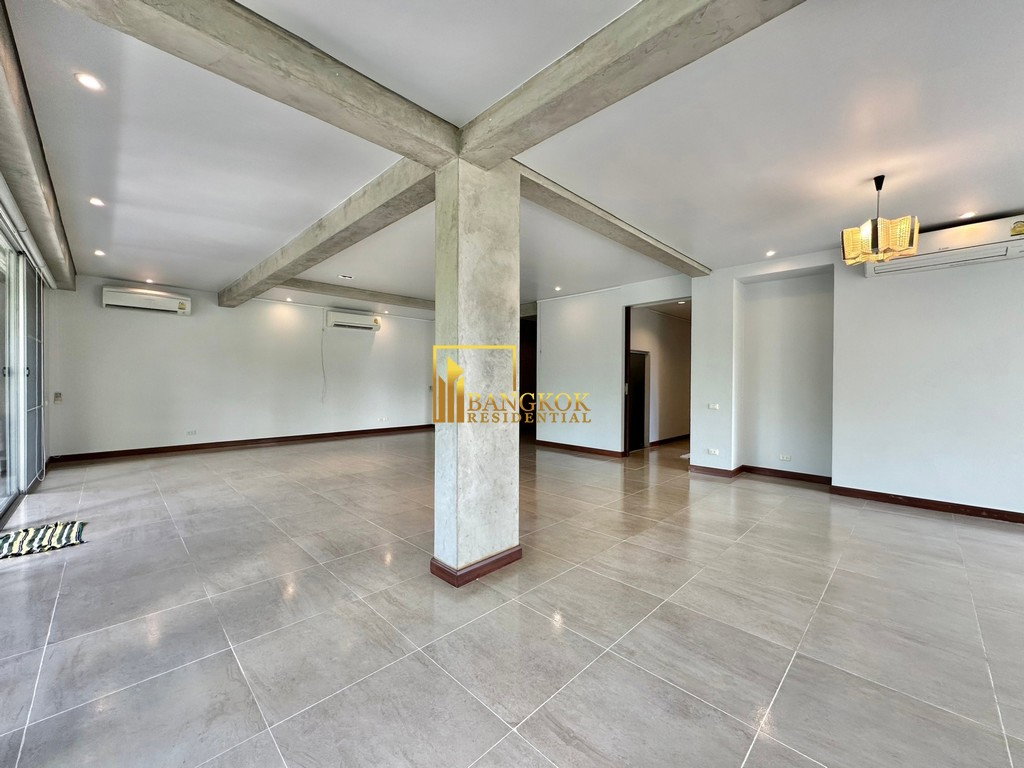 รูป Expansive 4 Bedroom Duplex Apartment For Rent in Thonglor - BR21050AP - รูปที่ 4/49