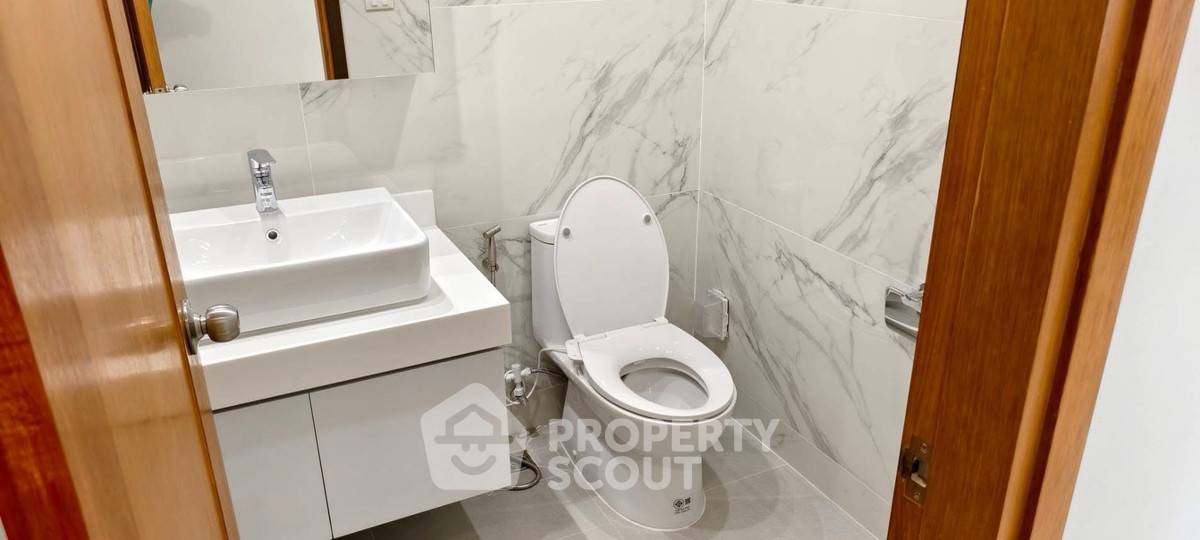 รูป คอนโด 2-ห้องนอน ที่ ดิ เอ็มโพริโอ เพลส ใกล้ BTS พร้อมพงษ์ (ID 2433938) - รูปที่ 11/11