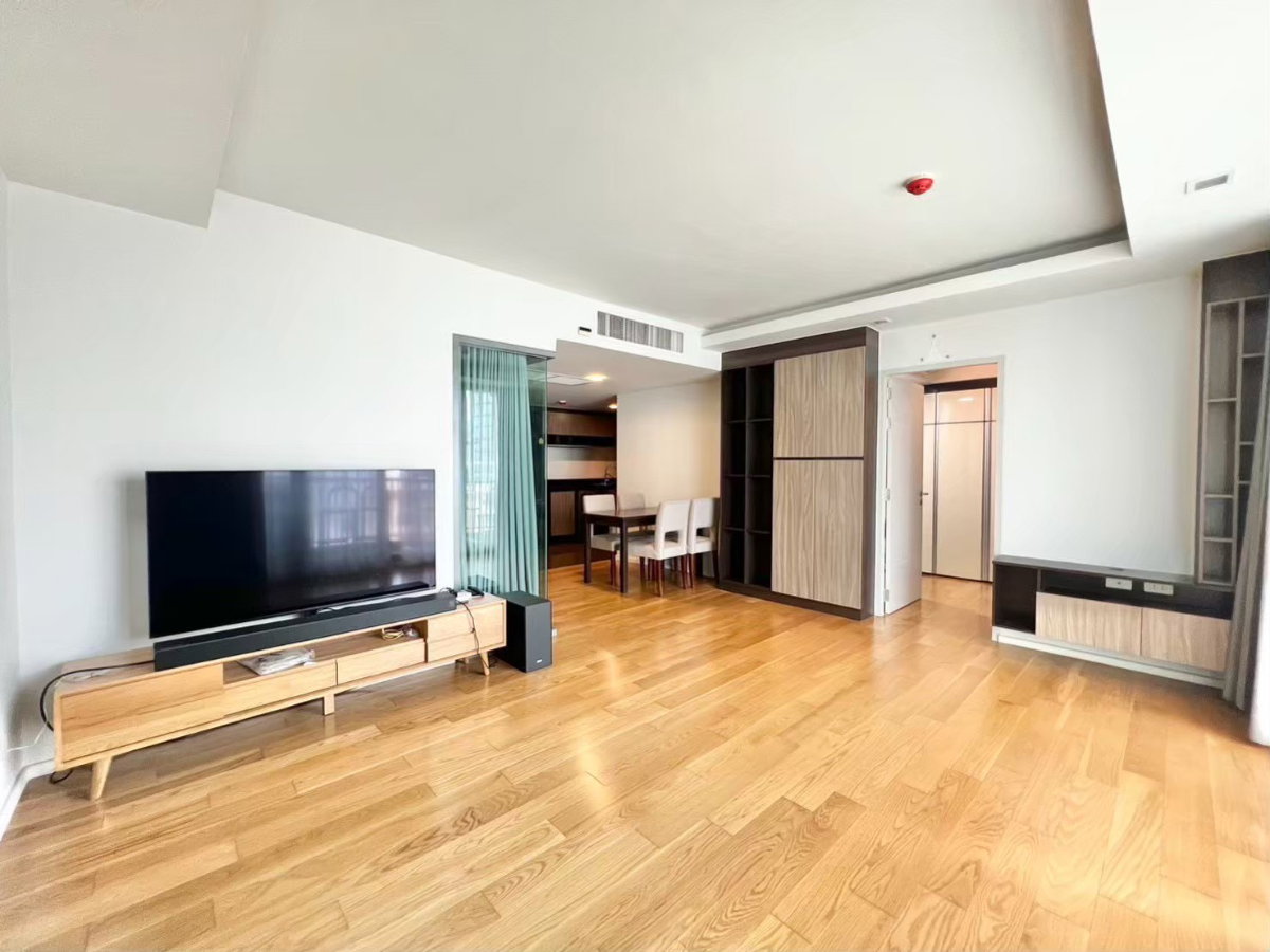 รูป ขาย Focus Ploenchit ห้องสวย ราคาดี เฟอร์ครบ ตกแต่งพร้อมอยู่ DS2507 | Line @Dstay - รูปที่ 2/10