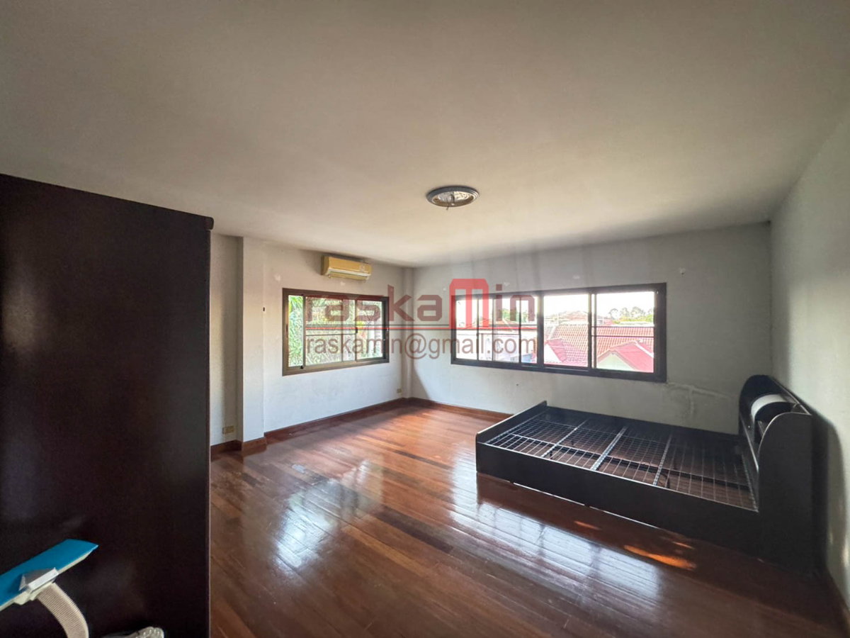 รูป บ้าน 2 ชั้น ขายที่ซอยสยามคันทรีคลับ – 5 ห้องนอน ราคาดีเพียง 6.5 ล้านบาท - รูปที่ 24/35