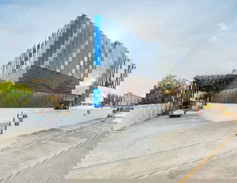 ให้เช่าโกดัง โรงงาน พร้อมสำนักงาน พร้อมห้องพักคนงาน 11 ห้อง / พื้นที่ดิน 2 ไร่ / ทำเล ถนนชัยพฤกษ์ / ซอยบางพลับ / รถเทรลเลอร์ เข้าออกได้