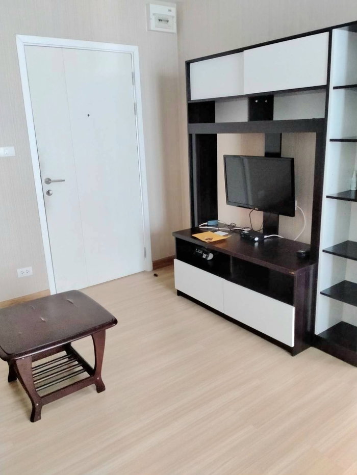 picture Plum condo Paholyothin89 for rent - 4/9