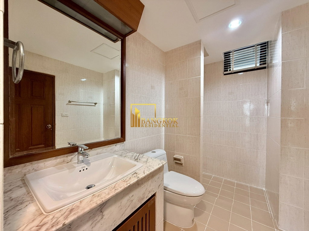 picture Ruamsuk Condominium | Elegant 3 Bed in Phrom Phong - BR60018CD - 16/47