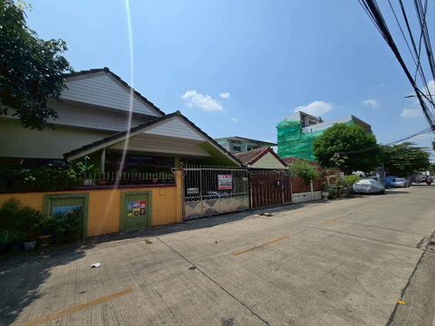 ขายบ้านเดี่ยว สุขุมวิท101 ร่มรื่นเหมาะพักอาศัย ใกล้ BTS บางจาก (N.2041)