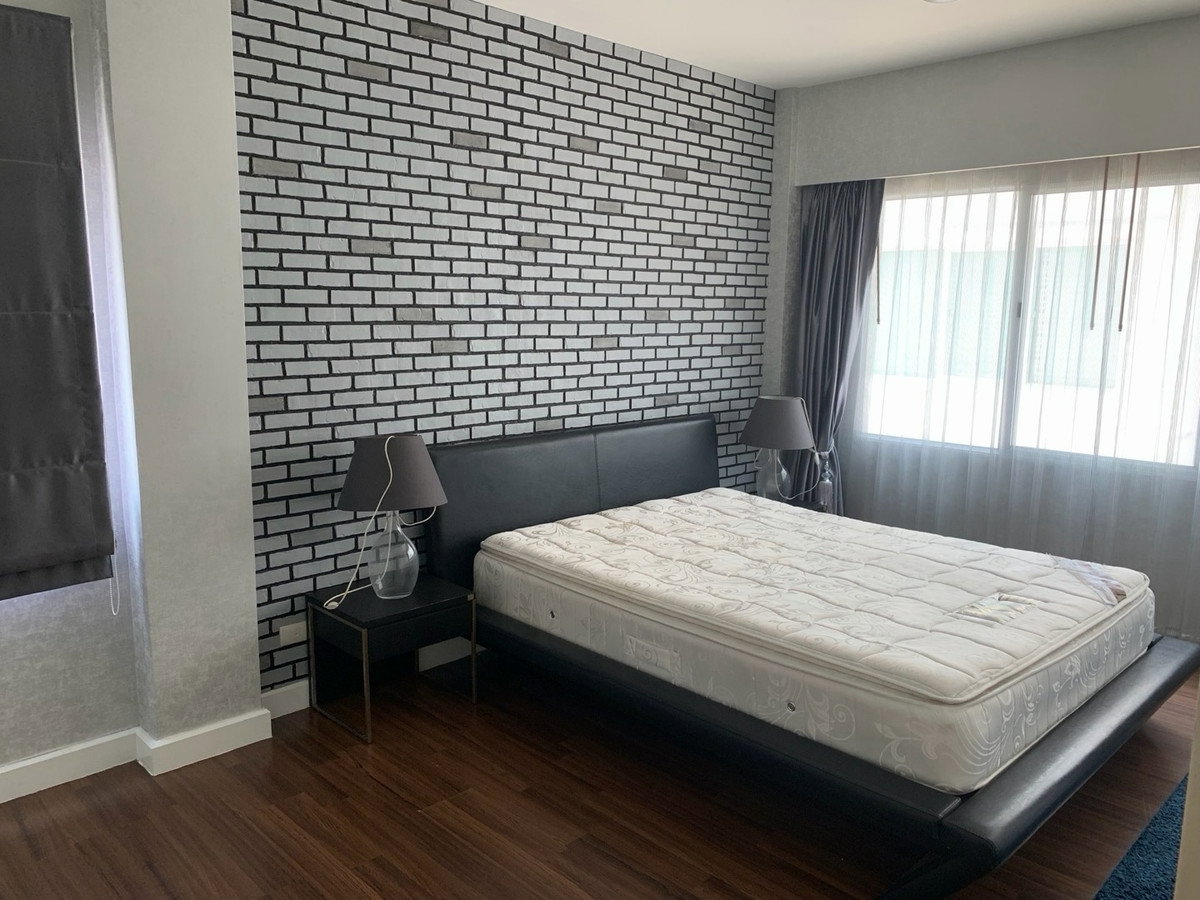 รูป ทาวน์โฮม 3 ชั้น ให้เช่า ในทำเลกรุงเทพกรีฑา ซอย 7 ใกล้ โรงพยาบาลสมิติเวช ศรีนครินทร์และโรงเรียนนานาชาติเวลลิงตัน 🏫 - รูปที่ 4/14