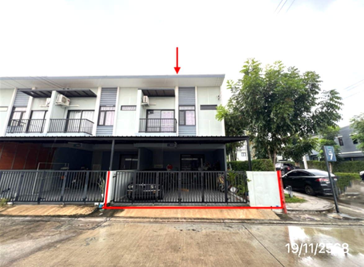 รูป ทาวน์เฮ้าส์ สำหรับขาย โกลเด้น วัลเล่ย์ สุรศักดิ์ ศรีราชา ชลบุรี - รูปที่ 5/12