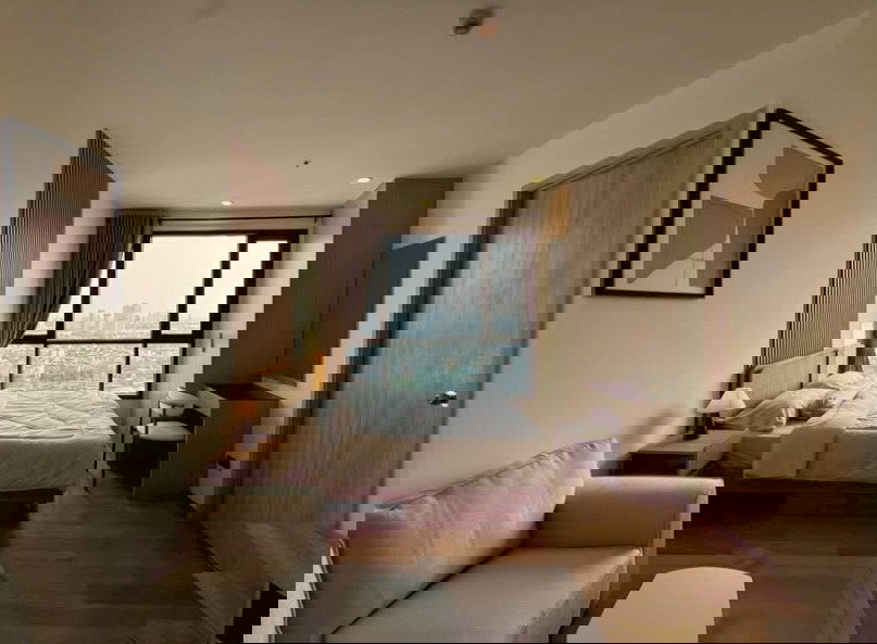 รูป ให้เช่า Fuse Sathorn Taksin ห้องสวยมาก น่าอยู่สุดๆ ราคาดีมาก นานๆทีจะว่าง พร้อมอยู่ | Code DS2302 Line : @Dstay - รูปที่ 1/6